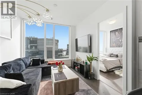 10 York Street Toronto ON M5J 0E1