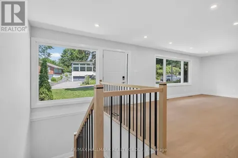 1054 Chelsea Drive Ottawa ON K1K 0M8