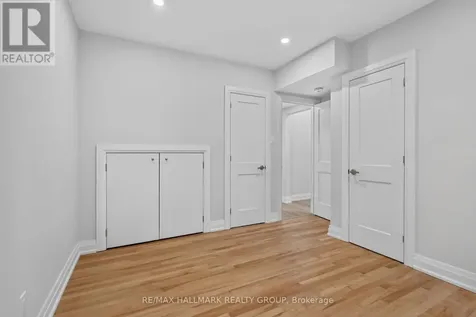 1054 Chelsea Drive Ottawa ON K1K 0M8