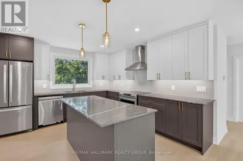 1054 Chelsea Drive Ottawa ON K1K 0M8