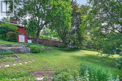 1054 Chelsea Drive Ottawa ON K1K 0M8
