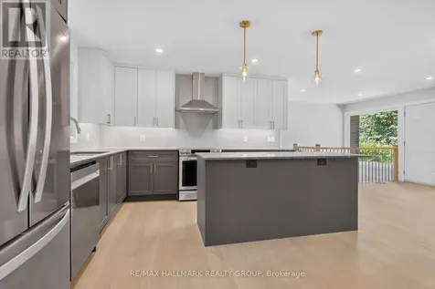 1054 Chelsea Drive Ottawa ON K1K 0M8