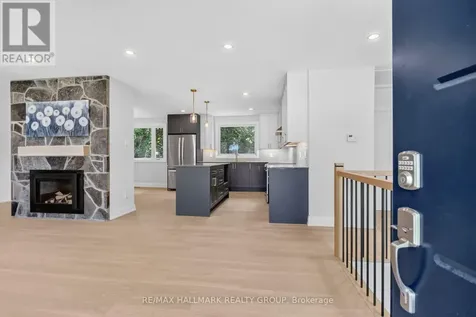 1054 Chelsea Drive Ottawa ON K1K 0M8