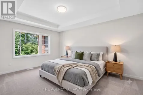1005 Kitigan Grove Ottawa ON K2K 0M9
