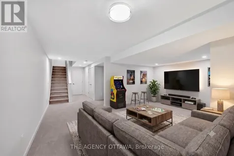 1005 Kitigan Grove Ottawa ON K2K 0M9