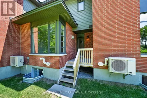 1005 Kitigan Grove Ottawa ON K2K 0M9