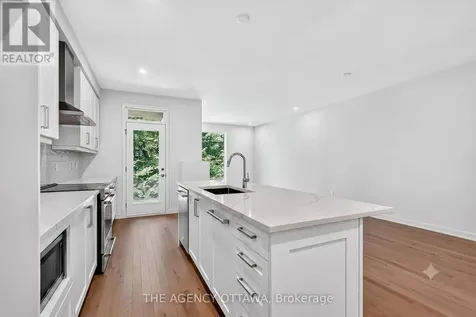 1005 Kitigan Grove Ottawa ON K2K 0M9