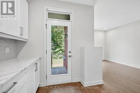 1005 Kitigan Grove Ottawa ON K2K 0M9