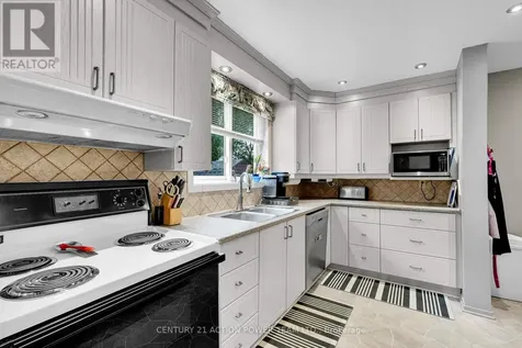 1810 Simard Drive Ottawa ON K1C 2P8