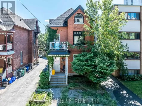 88 Maclaren Street Ottawa ON K2P 0K6