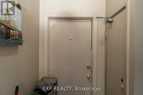 88 Maclaren Street Ottawa ON K2P 0K6