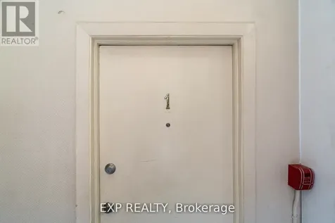 88 Maclaren Street Ottawa ON K2P 0K6