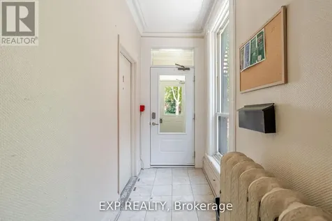 88 Maclaren Street Ottawa ON K2P 0K6