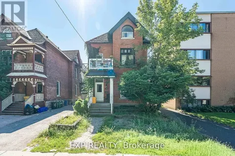 88 Maclaren Street Ottawa ON K2P 0K6