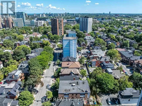 88 Maclaren Street Ottawa ON K2P 0K6