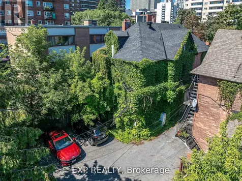 88 Maclaren Street Ottawa ON K2P 0K6