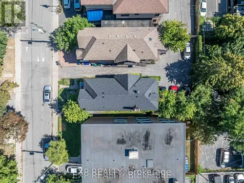 88 Maclaren Street Ottawa ON K2P 0K6