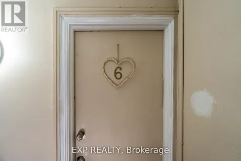 88 Maclaren Street Ottawa ON K2P 0K6