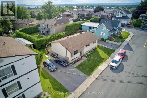 522 St Louis Street Clarence-rockland ON K4K 1B1