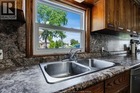 513 Highway 77 Leamington ON N8H 3V8