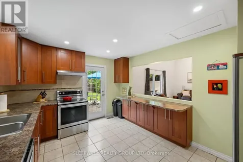 66 Parsons Ridge Road Ottawa ON K2L 2X4