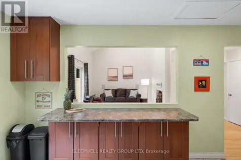 66 Parsons Ridge Road Ottawa ON K2L 2X4