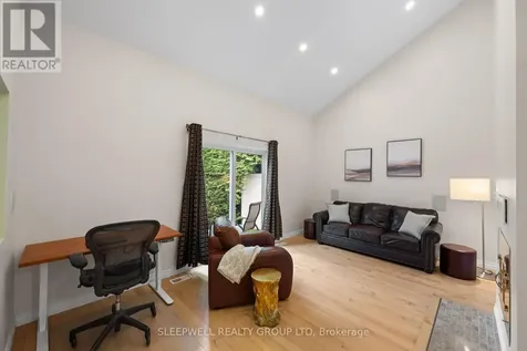 66 Parsons Ridge Road Ottawa ON K2L 2X4