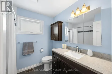 66 Parsons Ridge Road Ottawa ON K2L 2X4
