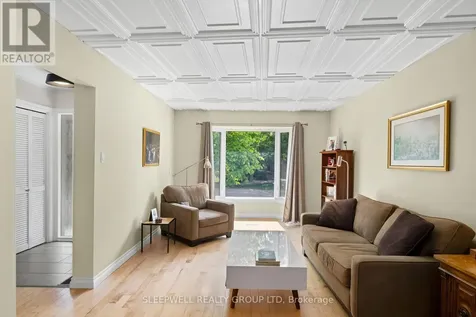 66 Parsons Ridge Road Ottawa ON K2L 2X4
