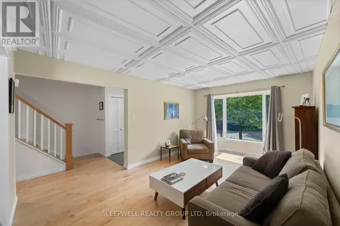 66 Parsons Ridge Road Ottawa ON K2L 2X4