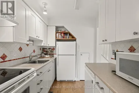 402 Montfort Street Ottawa ON K1L 8G7