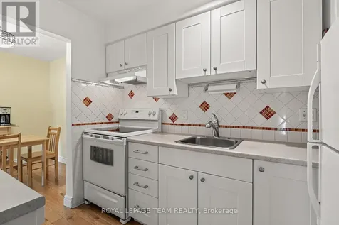 402 Montfort Street Ottawa ON K1L 8G7