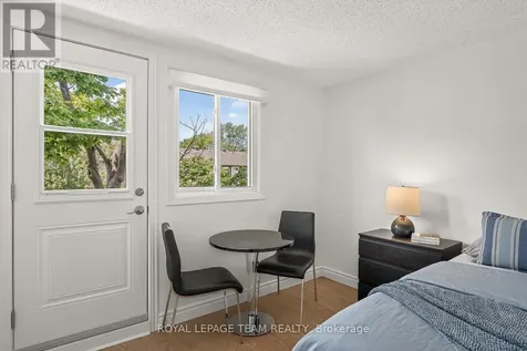 402 Montfort Street Ottawa ON K1L 8G7