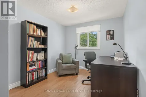 402 Montfort Street Ottawa ON K1L 8G7