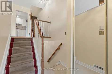 402 Montfort Street Ottawa ON K1L 8G7