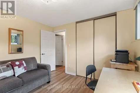 402 Montfort Street Ottawa ON K1L 8G7