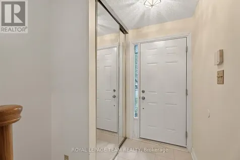 402 Montfort Street Ottawa ON K1L 8G7