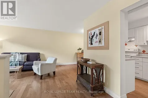 402 Montfort Street Ottawa ON K1L 8G7
