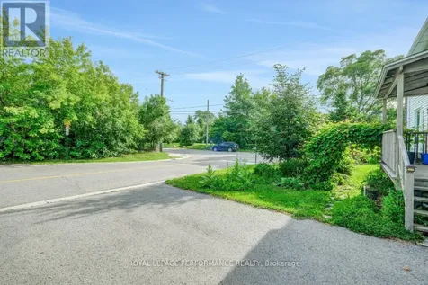 1141 North River Road Ottawa ON K1K 3W4