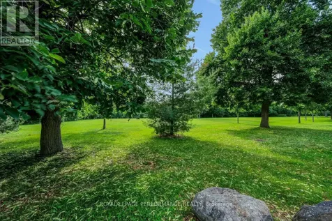 1141 North River Road Ottawa ON K1K 3W4