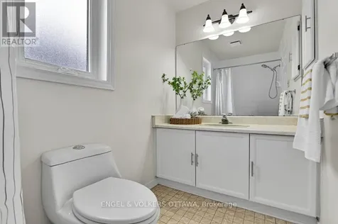 3557 Trappers Road Ottawa ON K1T 2R1