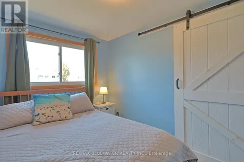 9897 Eric Street Lambton Shores ON N0M 2N0