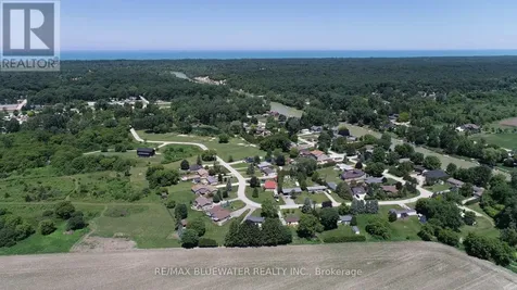 9897 Eric Street Lambton Shores ON N0M 2N0