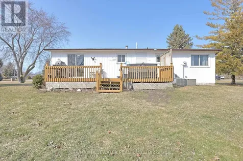 9897 Eric Street Lambton Shores ON N0M 2N0