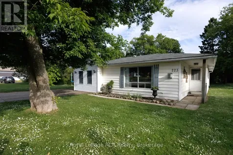 223 Division Street South Bruce Peninsula ON N0H 2T0