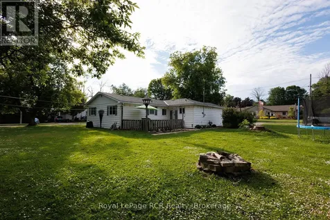223 Division Street South Bruce Peninsula ON N0H 2T0
