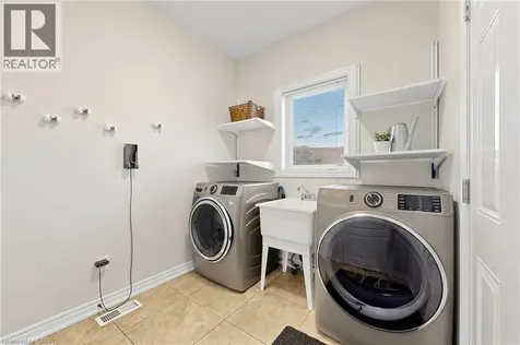 173 Raymond Road Ancaster ON L9K 0G9