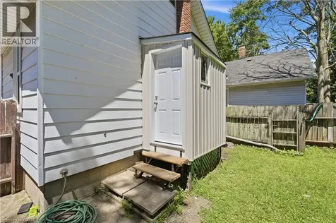 106 Carlton Street St. Catharines ON L2R 1R3
