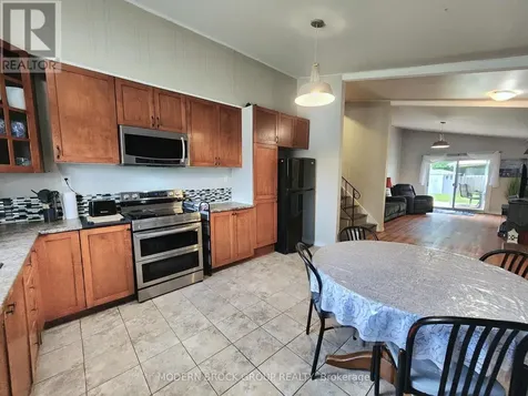 345 Pearl Street West Brockville ON K6V 4E4