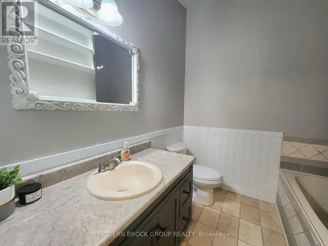 345 Pearl Street West Brockville ON K6V 4E4